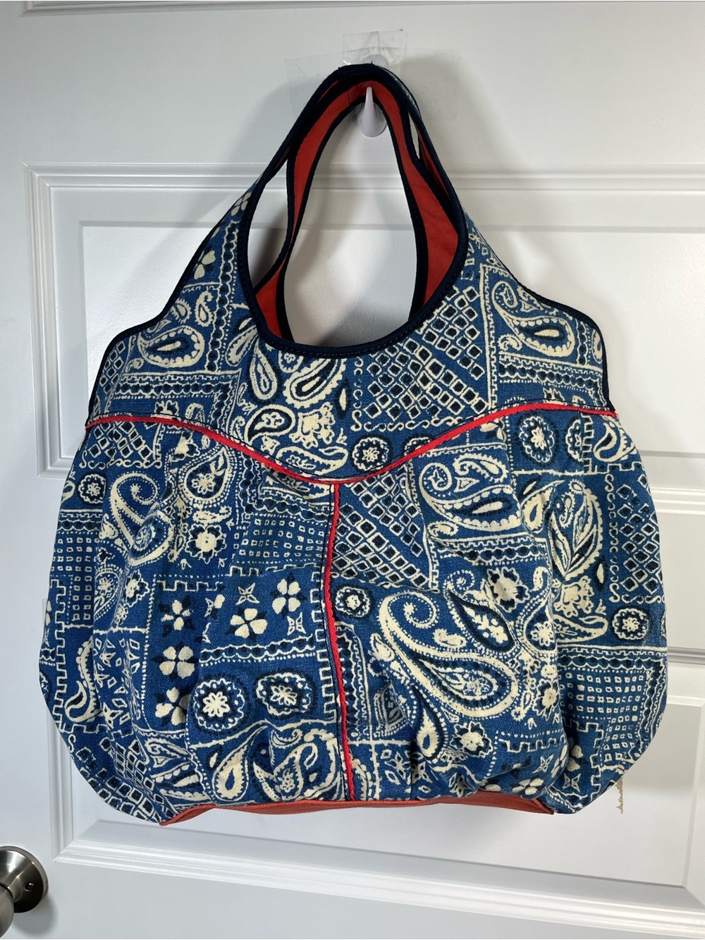 Lucky Brand Blue Paisley Canvas Boho Tote Shoulder Bag Large Hobo - Picture 4 of 9